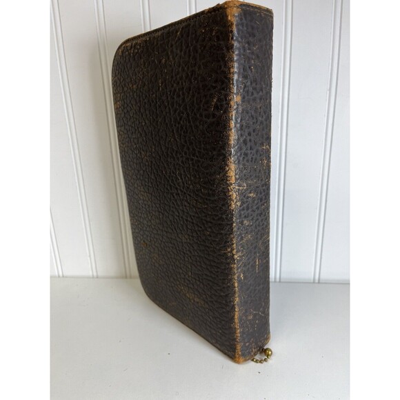 Vintage Mens Leather Travel Toiletry Kit.  8 Pieces Inc. Mirror w/Stand, Brushes - Picture 12 of 12